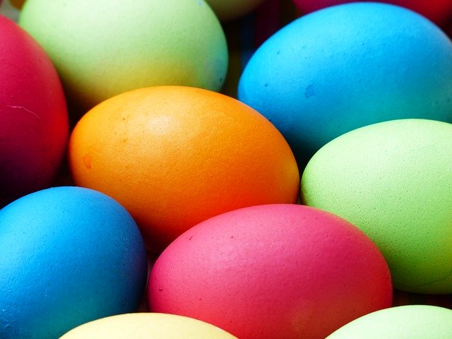 Vibrant colours for Easter eggs