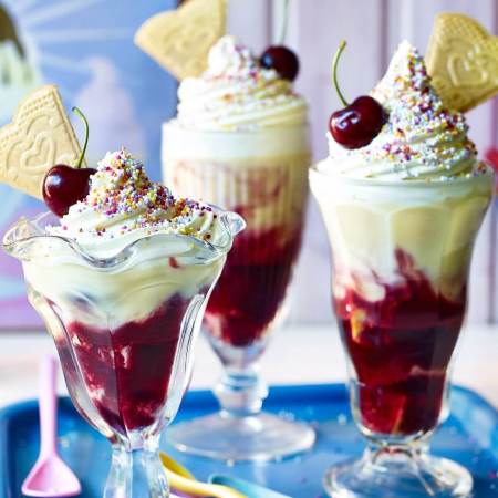 Knickerbocker Glory ice creams