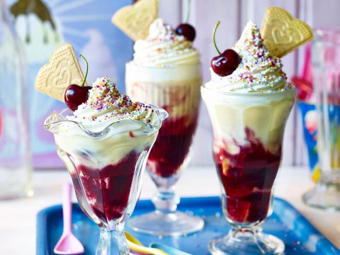 Knickerbocker Glory ice creams