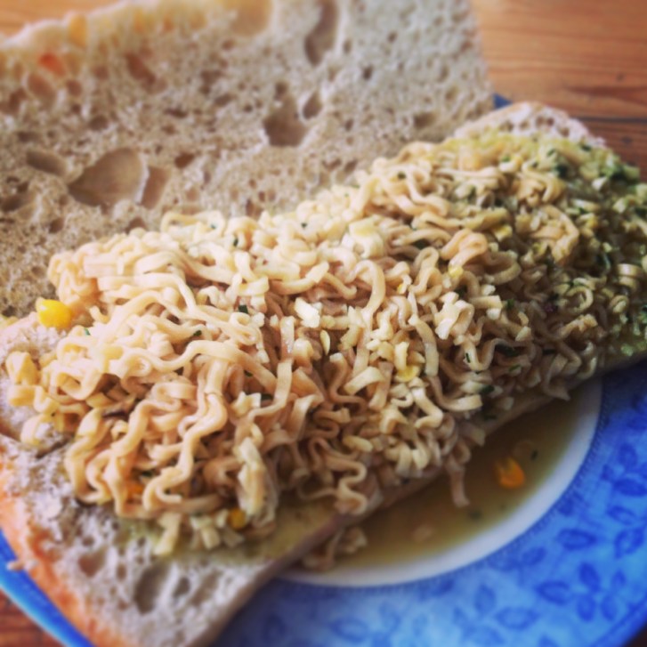 Pot Noodle sandwich