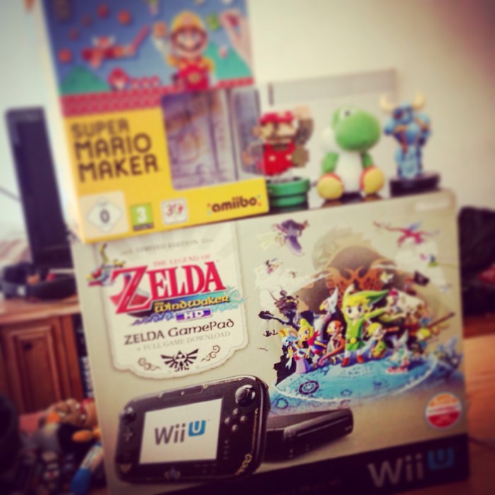 Wii U box with the Zelda: Wind Waker bundle and amiibo