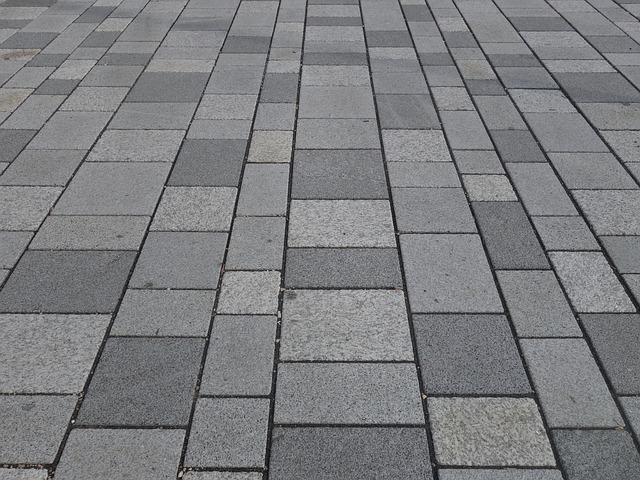 Pavements and sidewalks - the difference