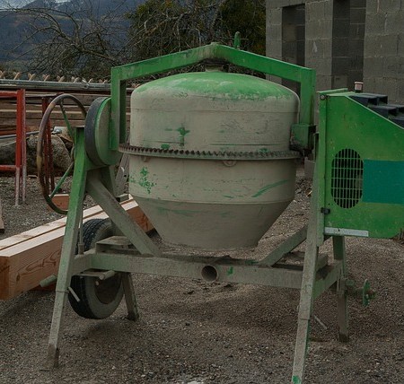 Cement mixer