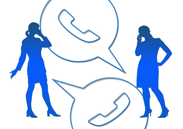 Silhoutte of women on the phone