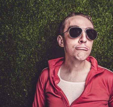 A man dressed like a geezer