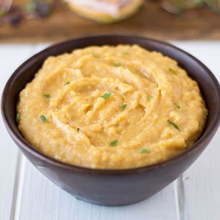 Pease pudding in a bowl